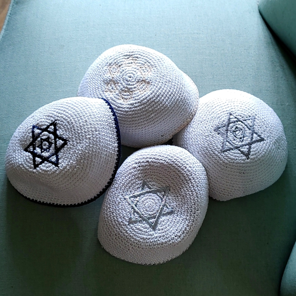 4 Yarmulkes White Crochet Star of David Center. Gold, Silver, Black. 7.5 across.